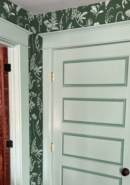 WOODLAND RETREAT WALLPAPER - PINE
